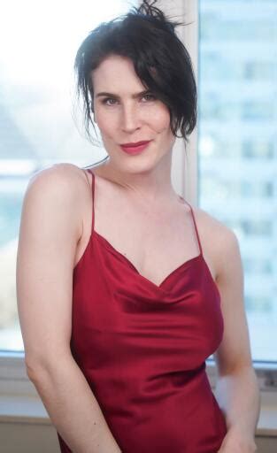 chanel noir actress